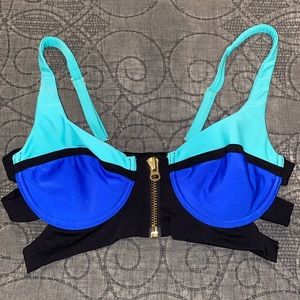 Beach Bunny Swimwear Top